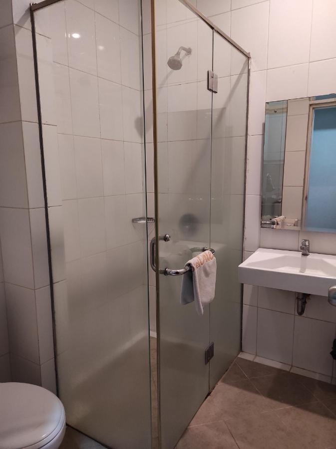 Hotel Orlen Jogjakarta Buitenkant foto