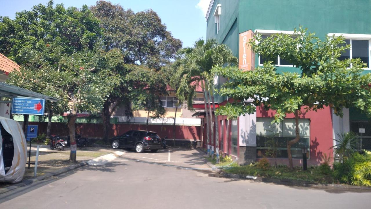 Hotel Orlen Jogjakarta Buitenkant foto