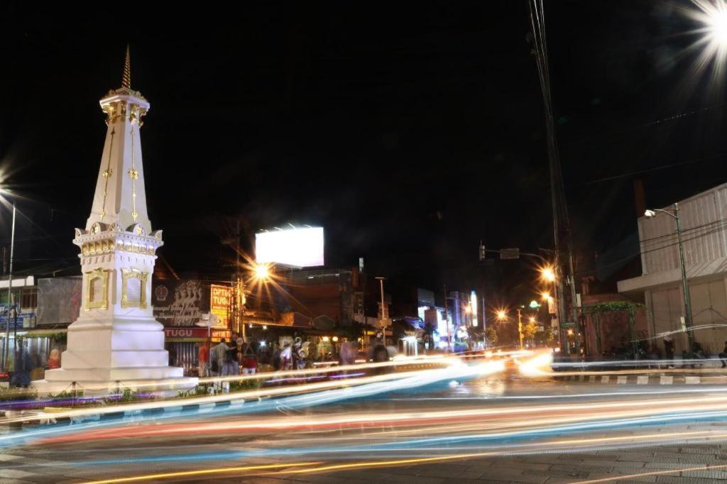 Hotel Orlen Jogjakarta Buitenkant foto